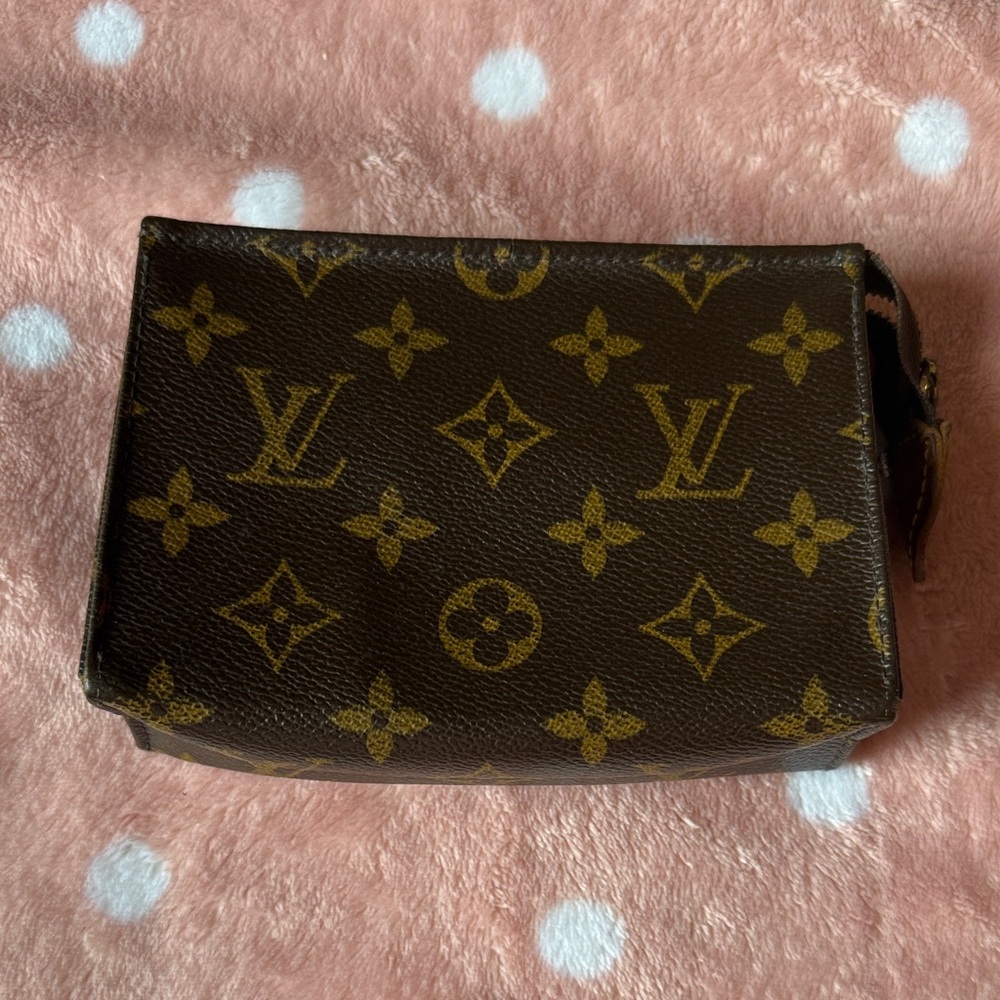 Louis Vuitton Brown and Gold Monogram Clutch
